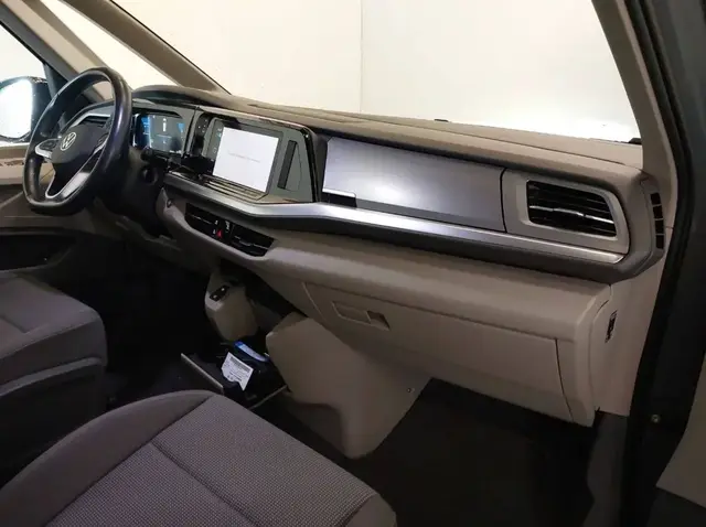 VOLKSWAGEN MULTIVAN 2022