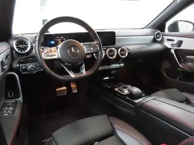 MERCEDES-BENZ CLA-KLASSE SOLUTION CLA-KLASSE 180 BUSINESS SOLUTION 2021