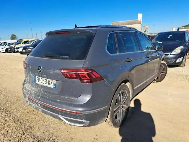 VOLKSWAGEN TIGUAN 2021