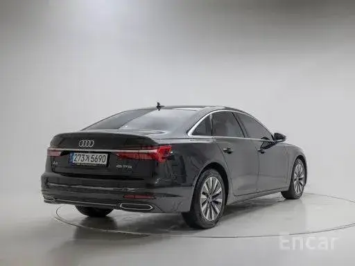 AUDI A6 2021
