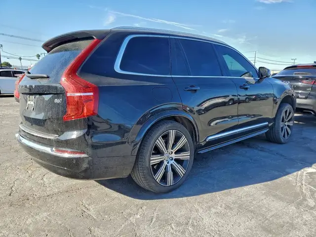 VOLVO XC90 2023