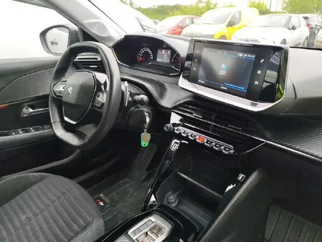 PEUGEOT 208 PURETECH 100 S 2022