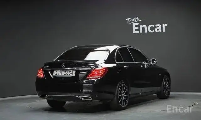 MERCEDES-BENZ C350E 2018