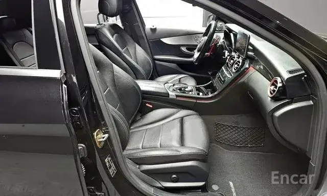 MERCEDES-BENZ C350E 2018