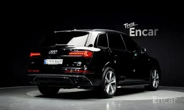 AUDI Q7 55 TFSI QUATTRO 2022
