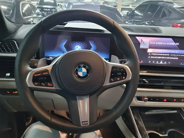 BMW X7 40I MSPORT 2025