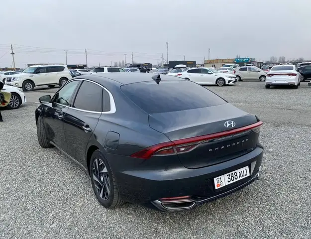 HYUNDAI GRANDEUR 2021