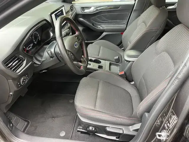 FORD FOCUS 2022