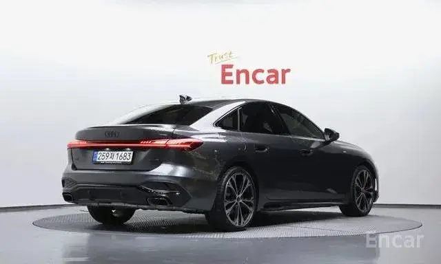 AUDI A5 2025