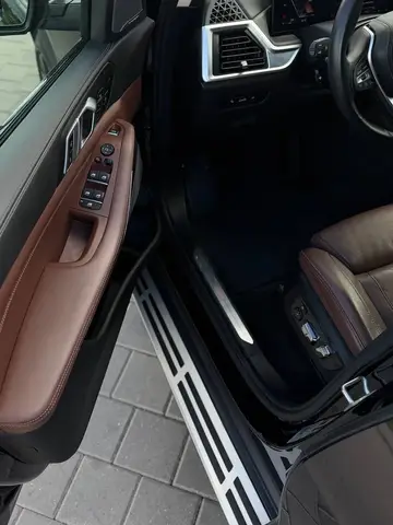 BMW X5 LUXURY 2023