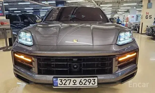PORSCHE CAYENNE 2023