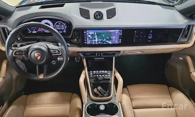 PORSCHE CAYENNE 2023