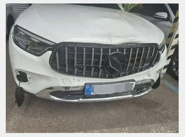 MERCEDES-BENZ GLC 300 4MATIC COUP 2026