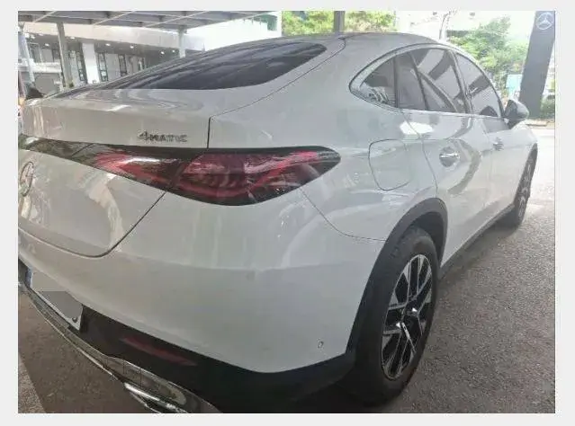 MERCEDES-BENZ GLC 300 4MATIC COUP 2026