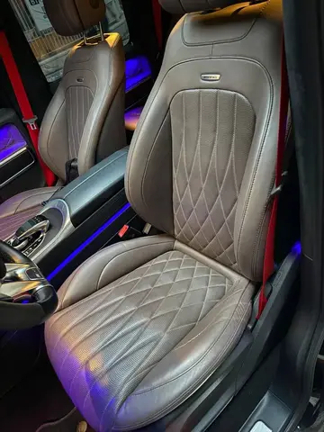 MERCEDES-BENZ G63 2023