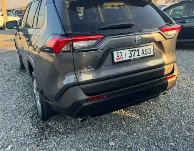 TOYOTA RAV4 V 2021