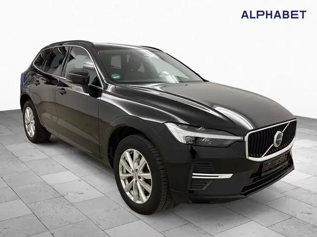 VOLVO XC60 2022