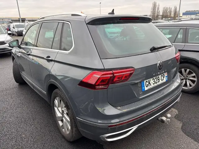 VOLKSWAGEN TIGUAN 2022
