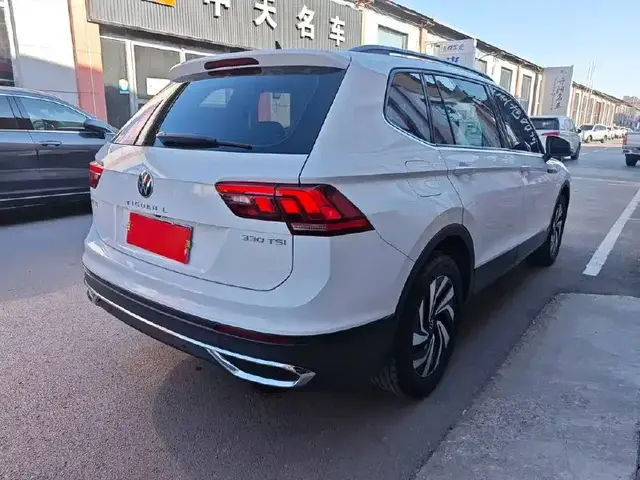 VOLKSWAGEN TIGUAN L 2022