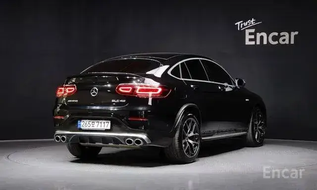 MERCEDES-BENZ GLC 43 COUPE AMG 2021
