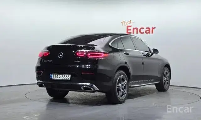 MERCEDES-BENZ GLC 300E COUPE 2021