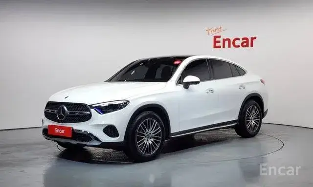 MERCEDES-BENZ GLC 300 COUPE 2024