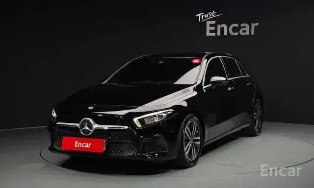 MERCEDES-BENZ A-CLASS A 220 2022