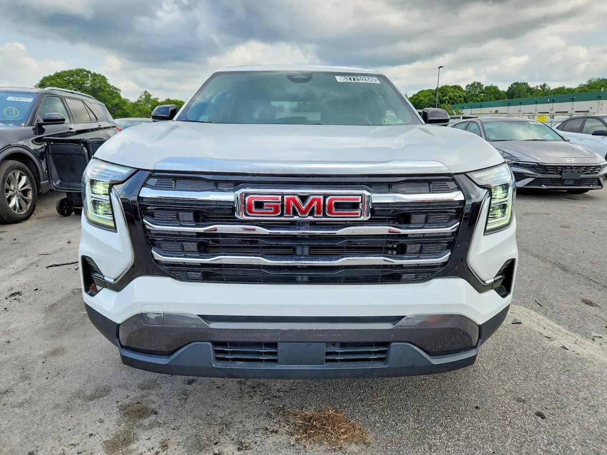 GMC TERRAIN ELEVATION 2026