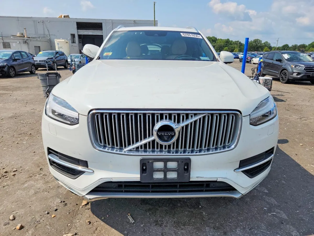 VOLVO XC90 T6 2018