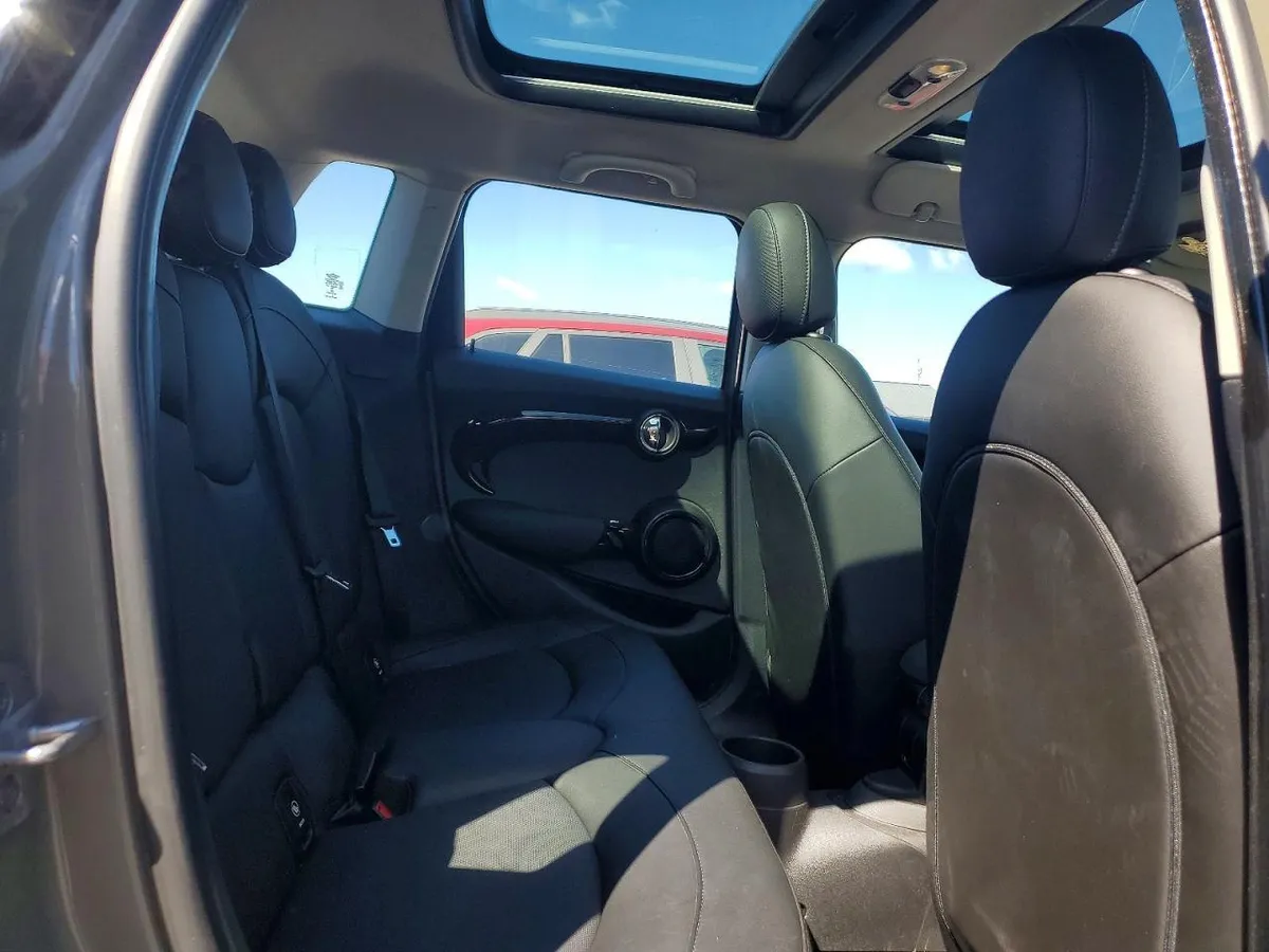 MINI COOPER 2019