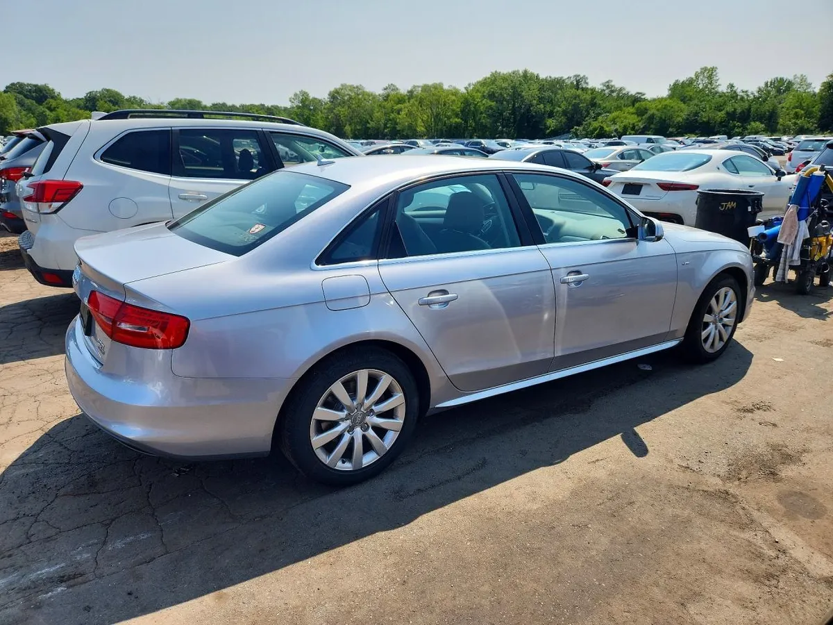 AUDI A4 PREMIUM 2015