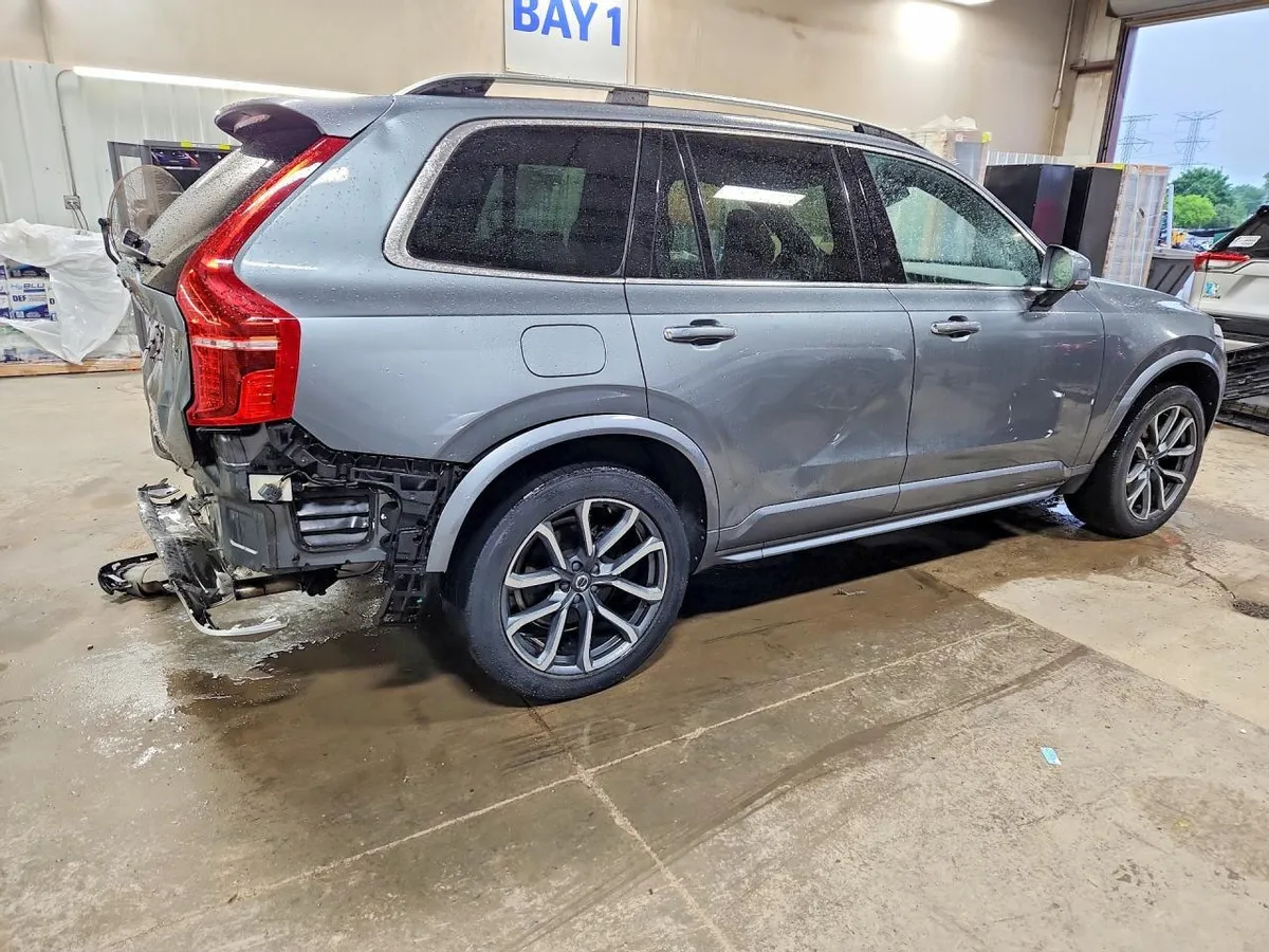 VOLVO XC90 2018