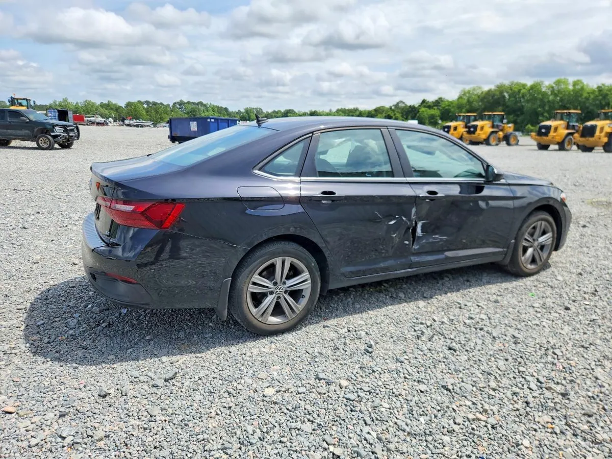 VOLKSWAGEN JETTA SE 2023