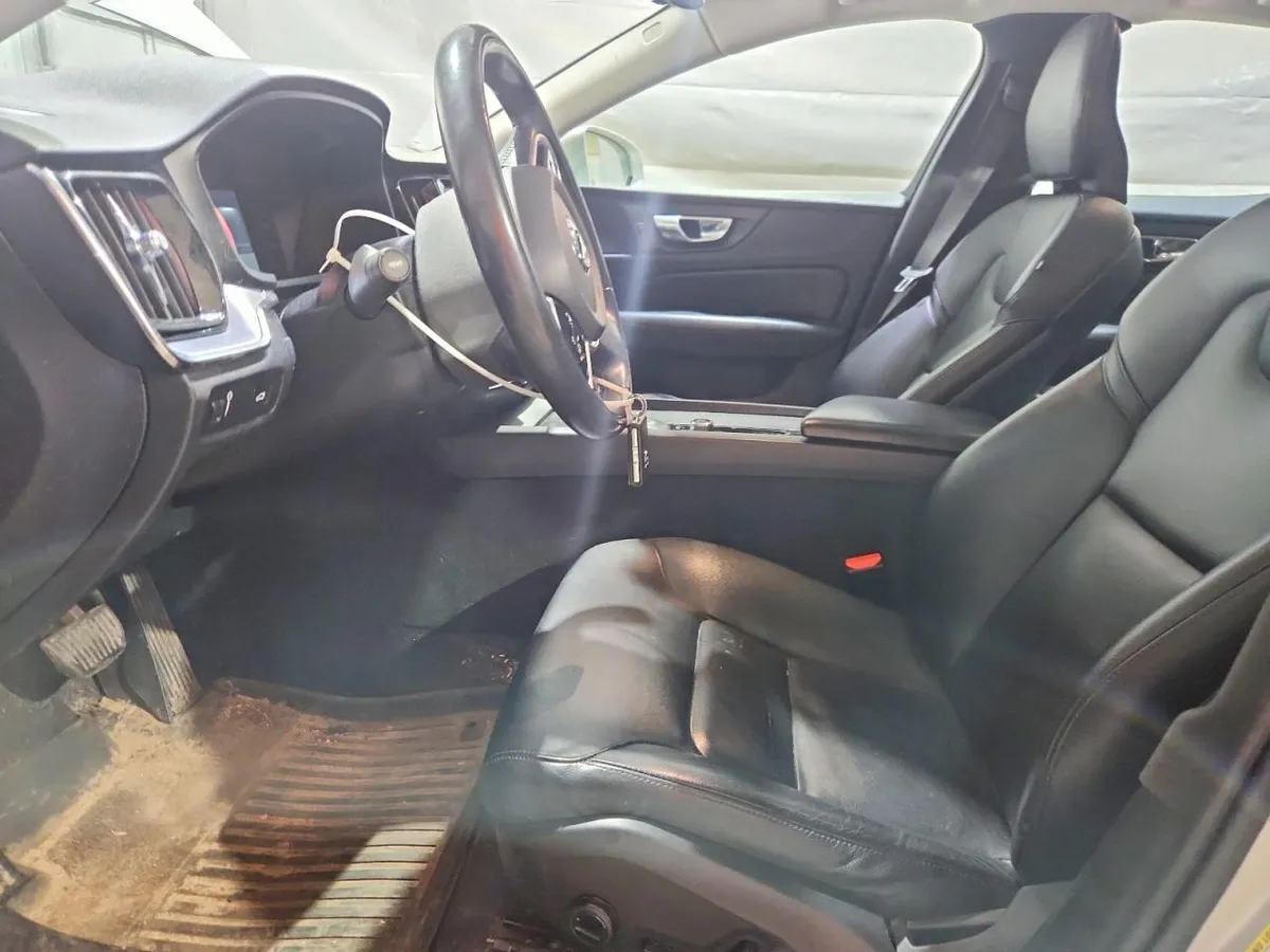 VOLVO S60 T5 MOMENTUM 2019