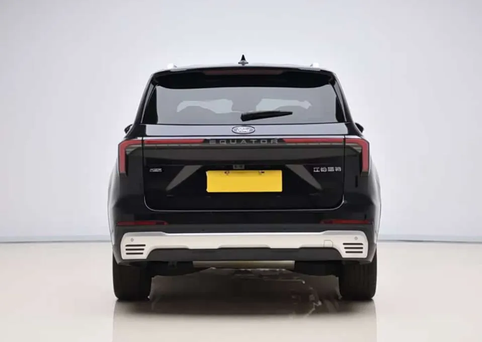 FORD EQUATOR 2025