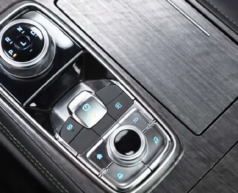 FORD EQUATOR 2025