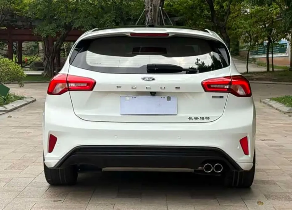 FORD FOCUS HATCHBACK 2022