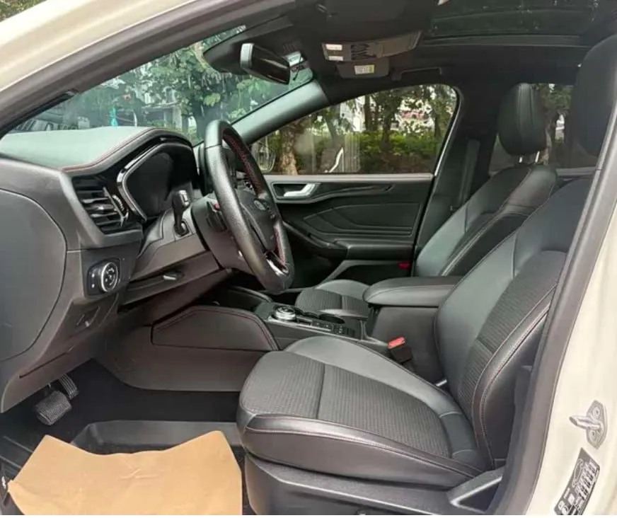 FORD FOCUS HATCHBACK 2022