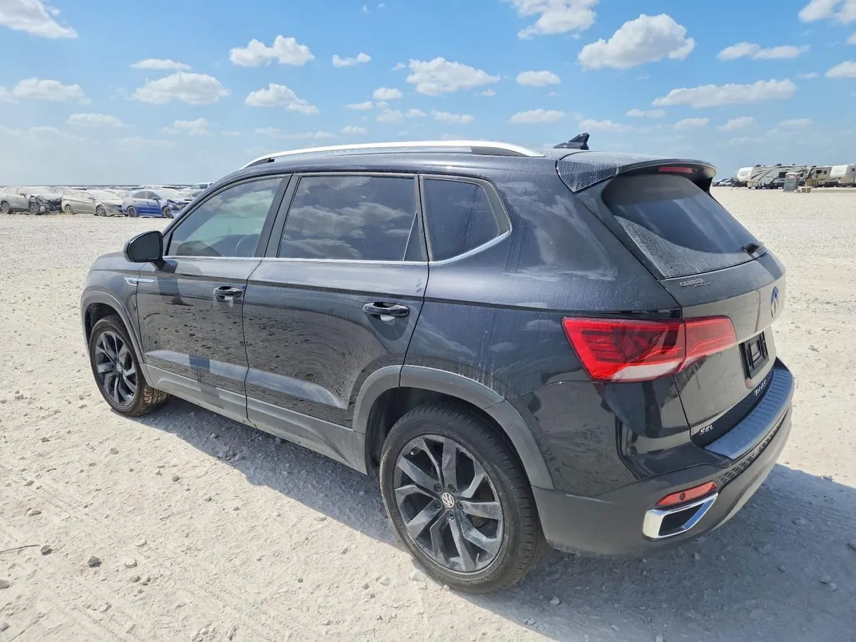 VOLKSWAGEN TAOS SEL 2022
