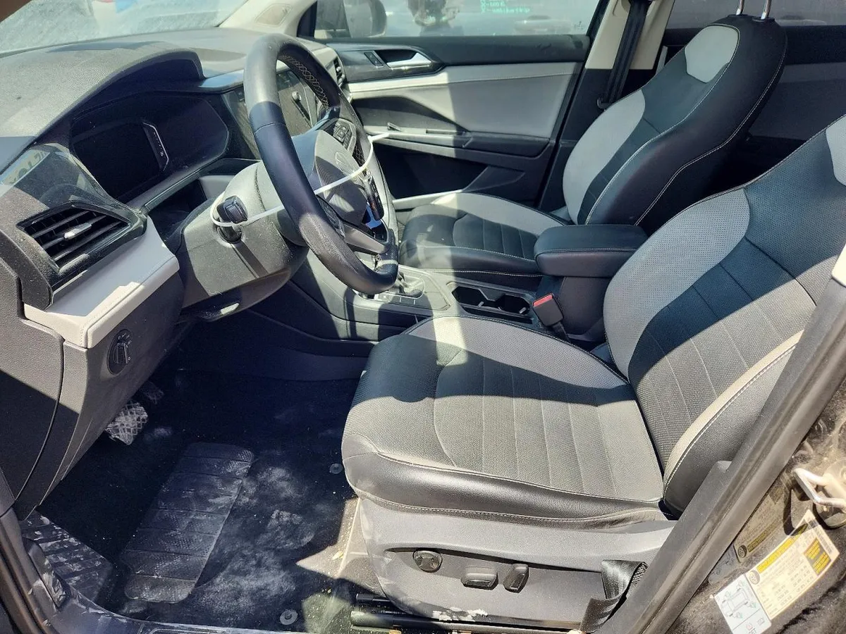 VOLKSWAGEN TAOS SEL 2022