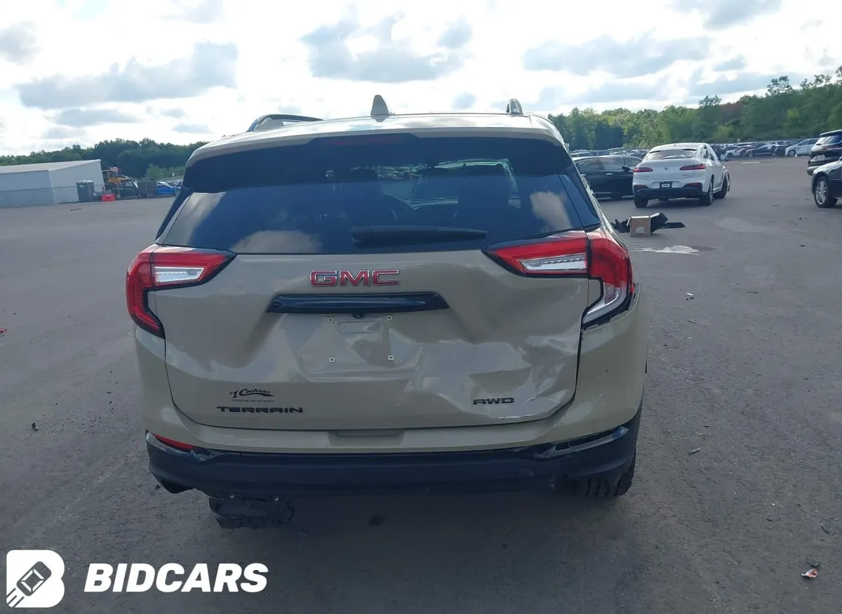 GMC TERRAIN AWD SLT 2023