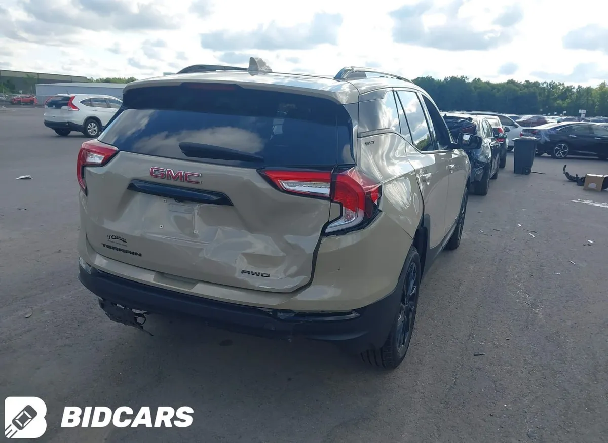 GMC TERRAIN AWD SLT 2023