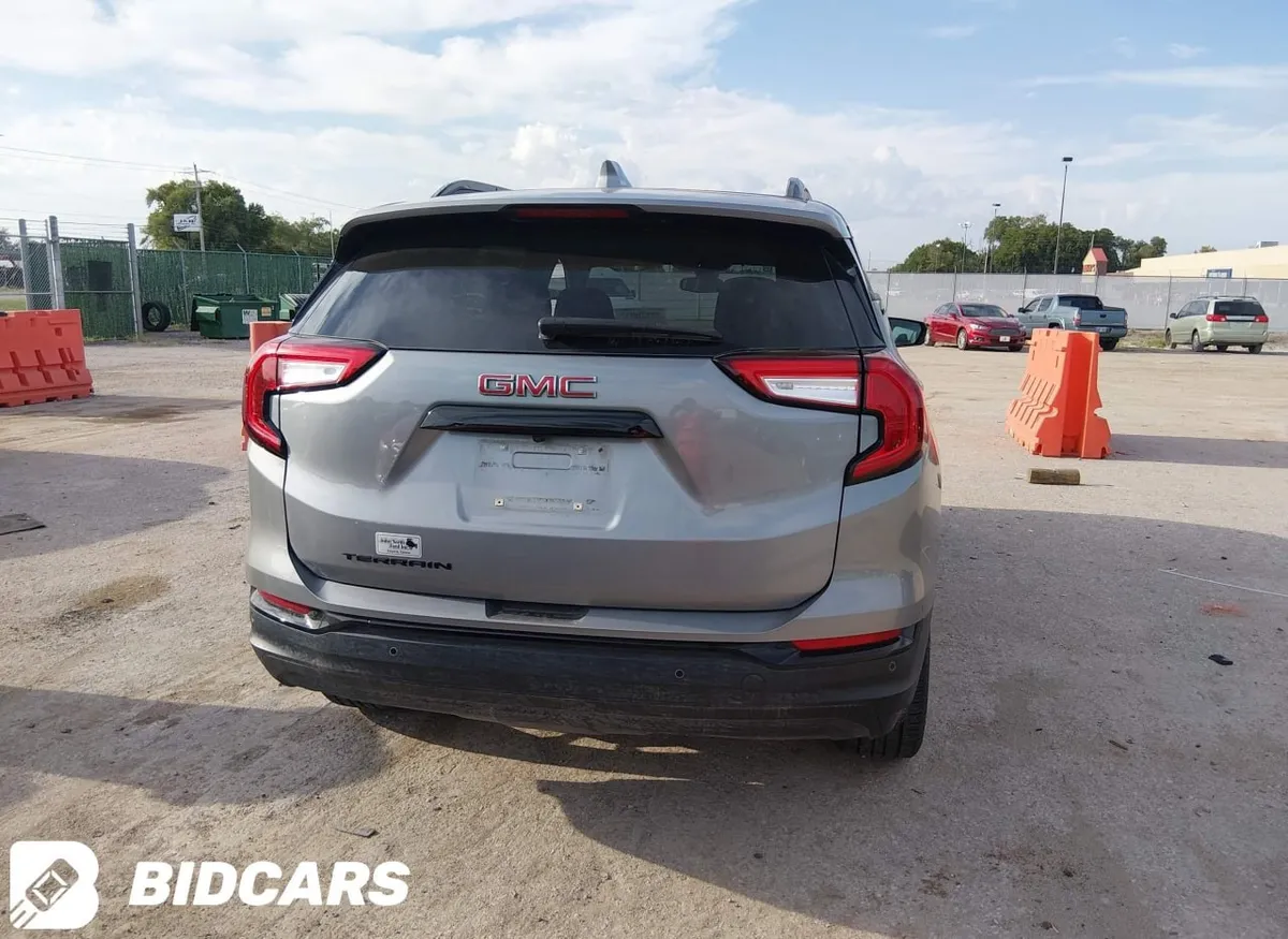 GMC TERRAIN FWD SLE 2023