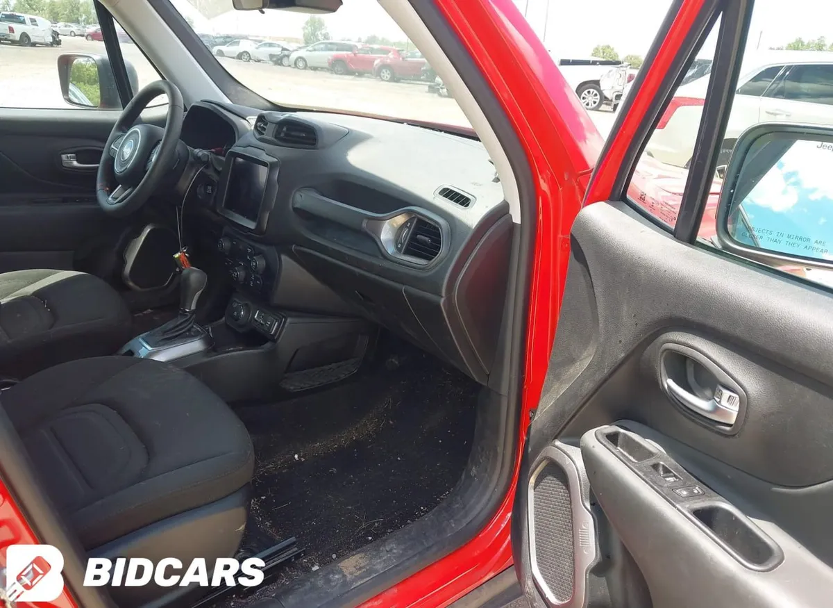 JEEP RENEGADE LATITUDE 4X4 2022