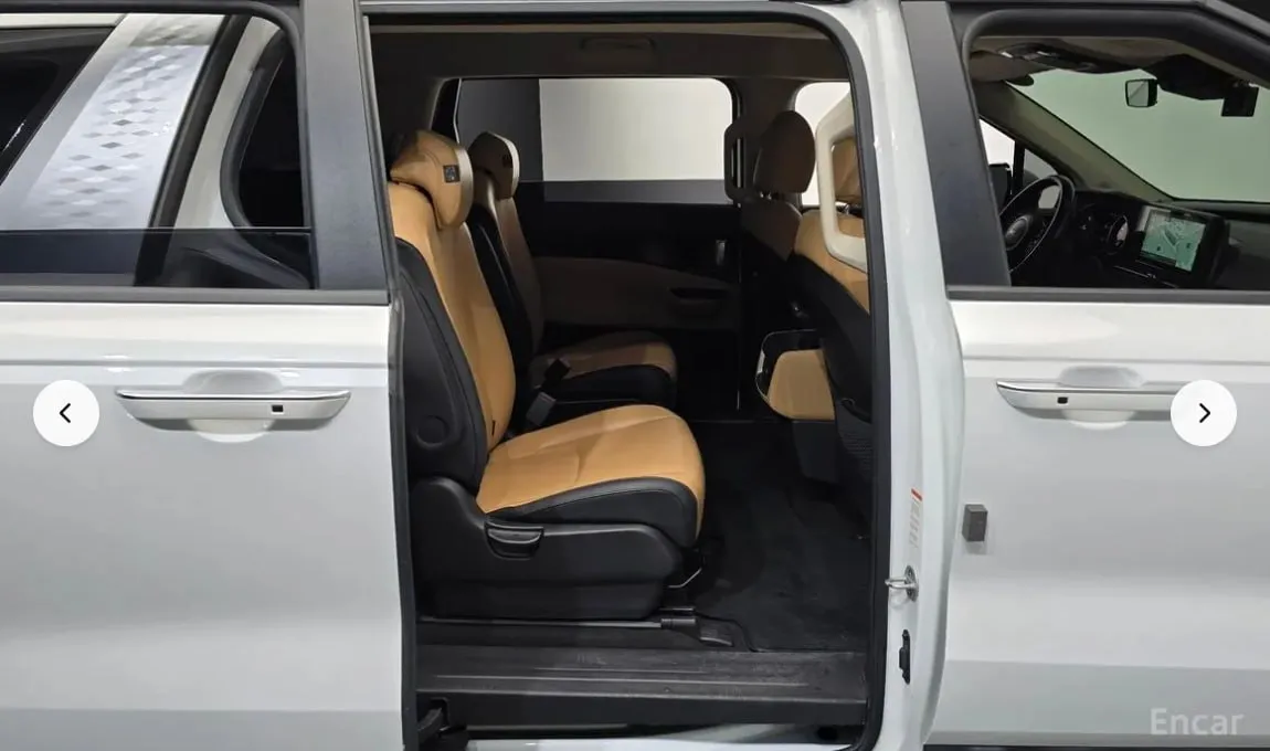 KIA CARNIVAL IV 9 2023