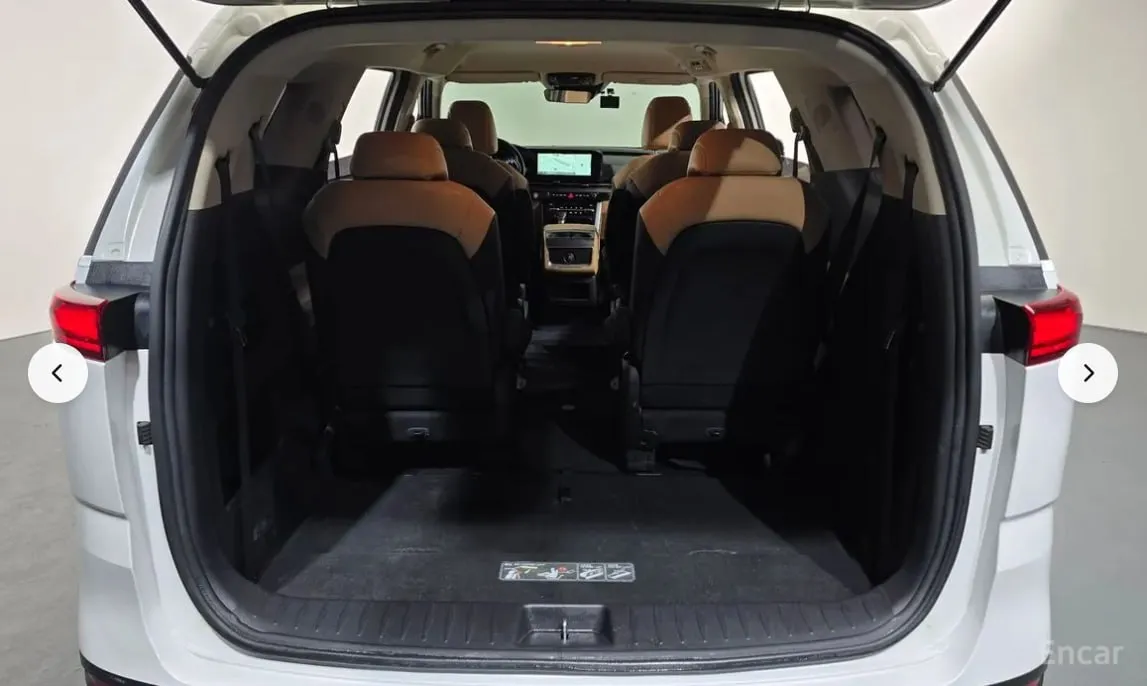 KIA CARNIVAL IV 9 2023