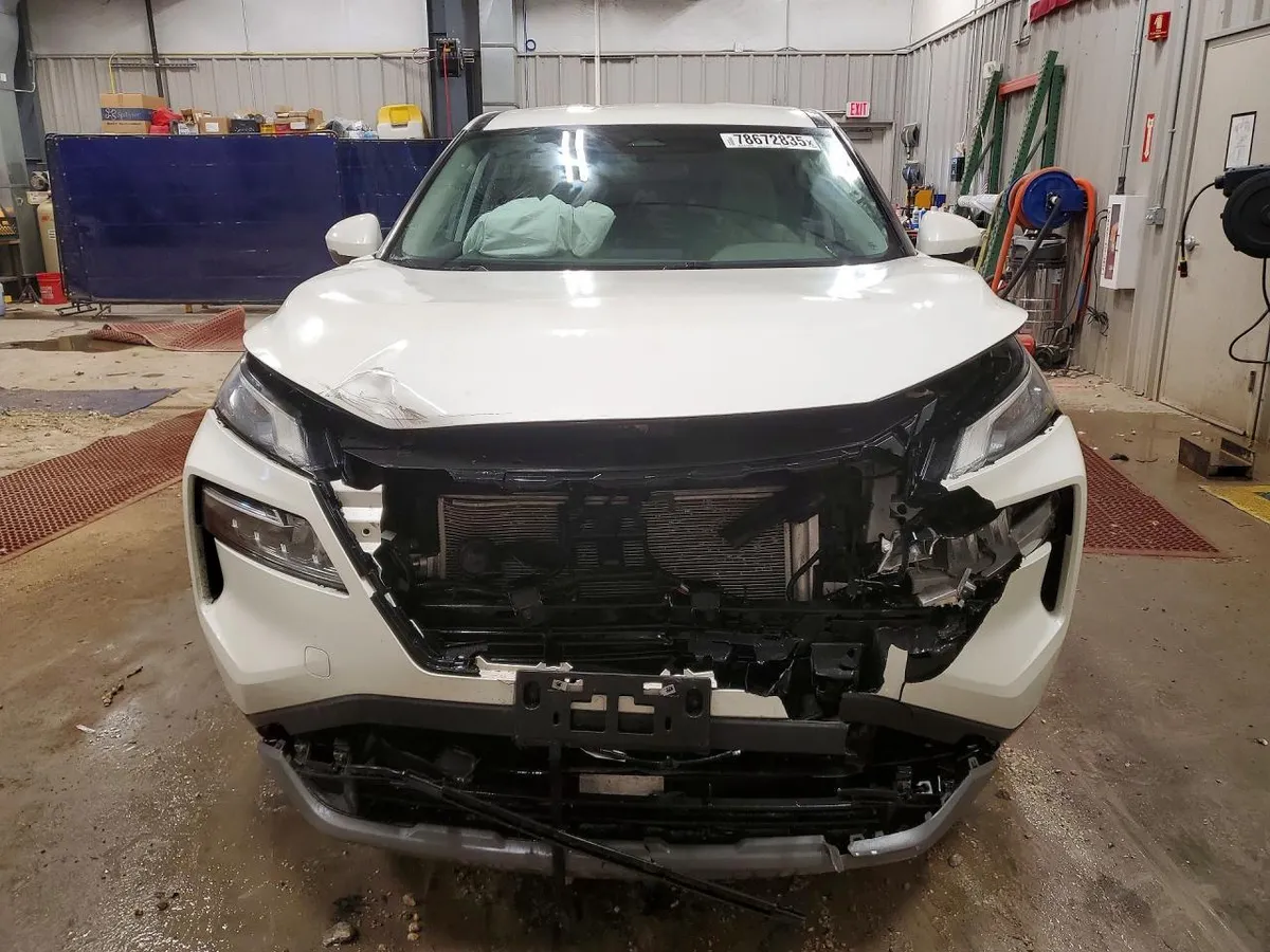 NISSAN ROGUE SV 2022