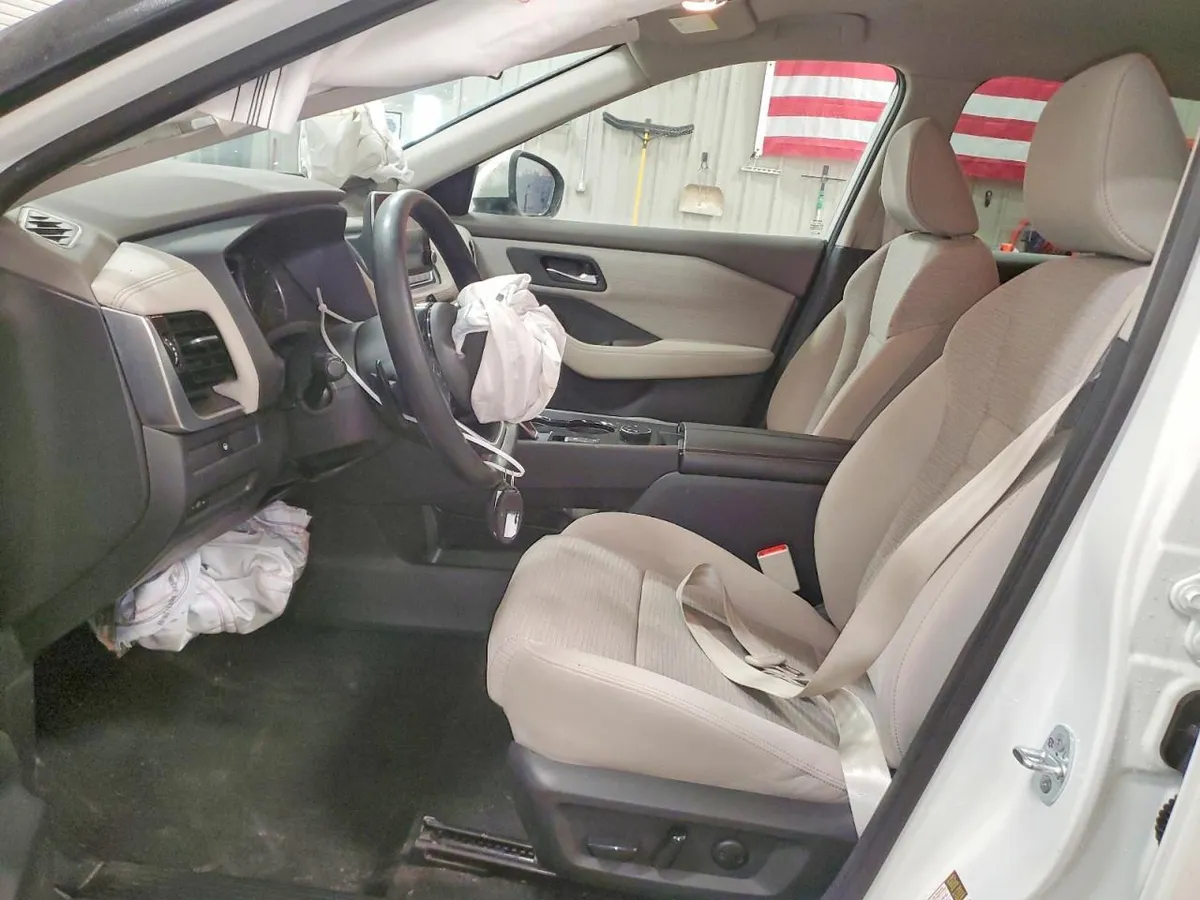 NISSAN ROGUE SV 2022