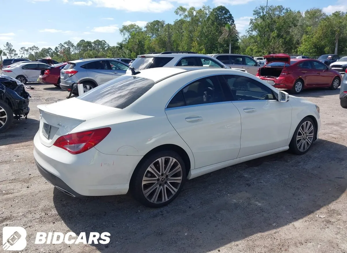MERCEDES-BENZ CLA 4MATIC 2018