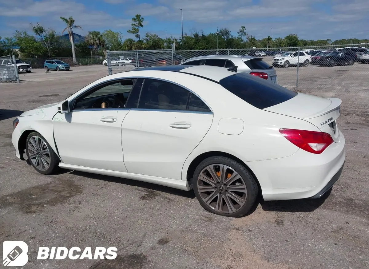 MERCEDES-BENZ CLA 4MATIC 2018